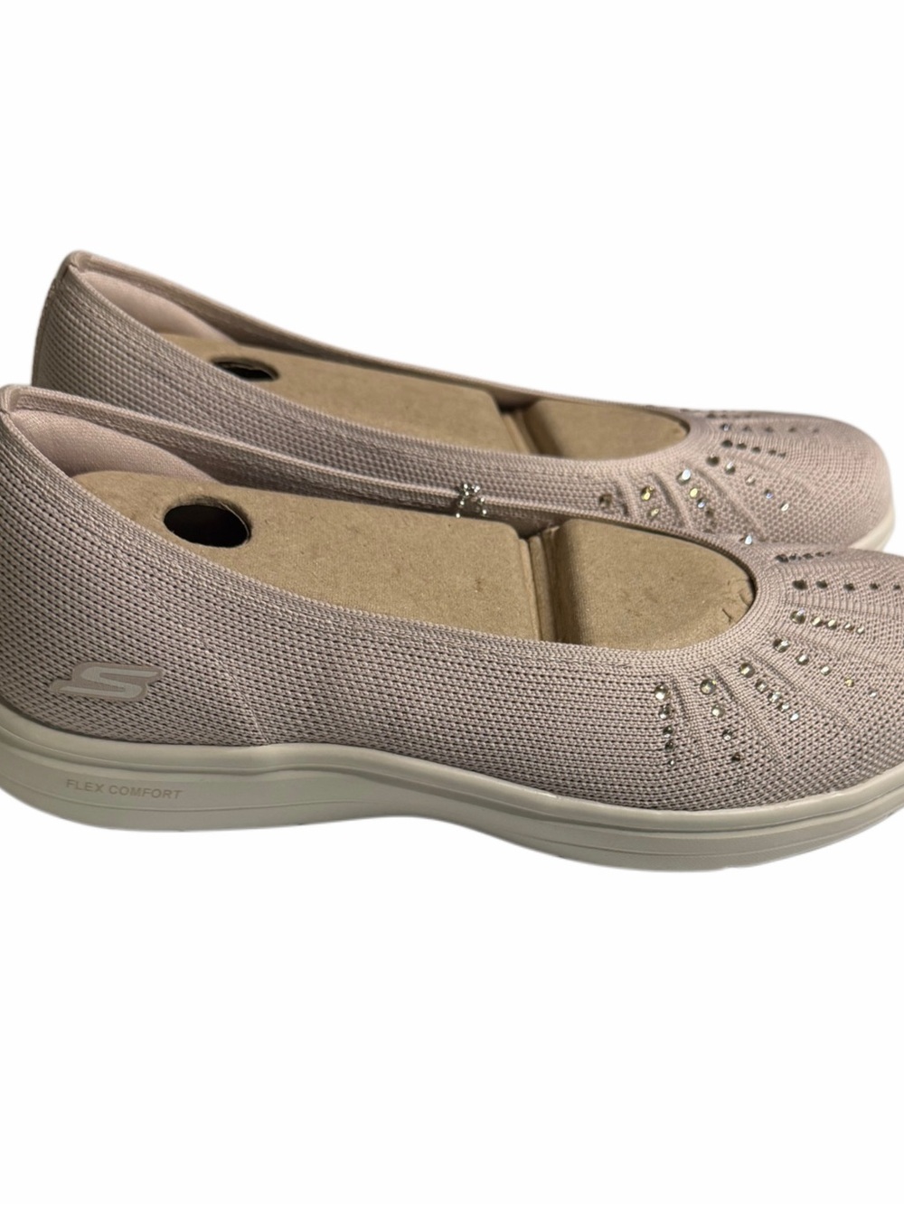 Sketchers On-The-Go Flex Radiant Taupe Slip On Shoes Womens 7 Stretch Fit
